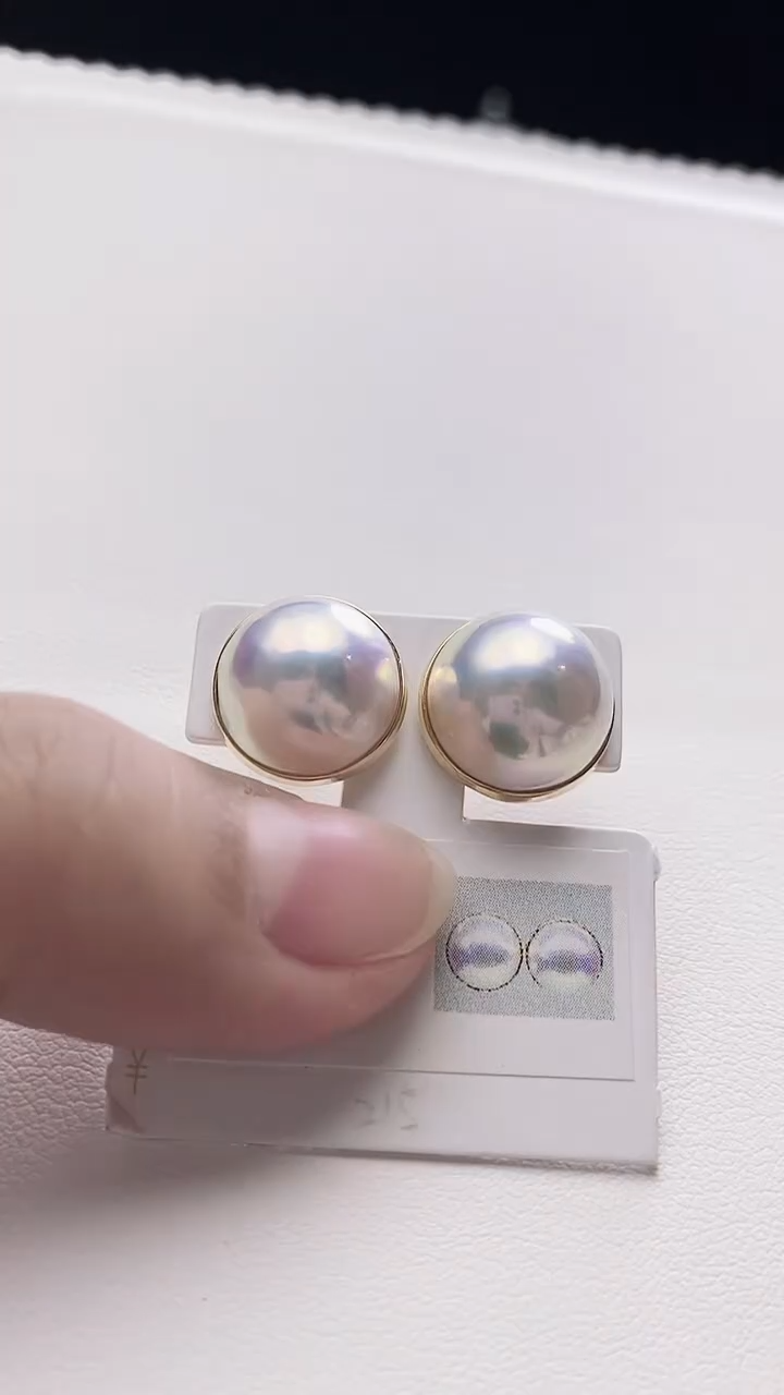【闪购商品】拼合珍珠（马贝珠）耳饰18K金镶嵌海水粉泡泡马贝耳钉