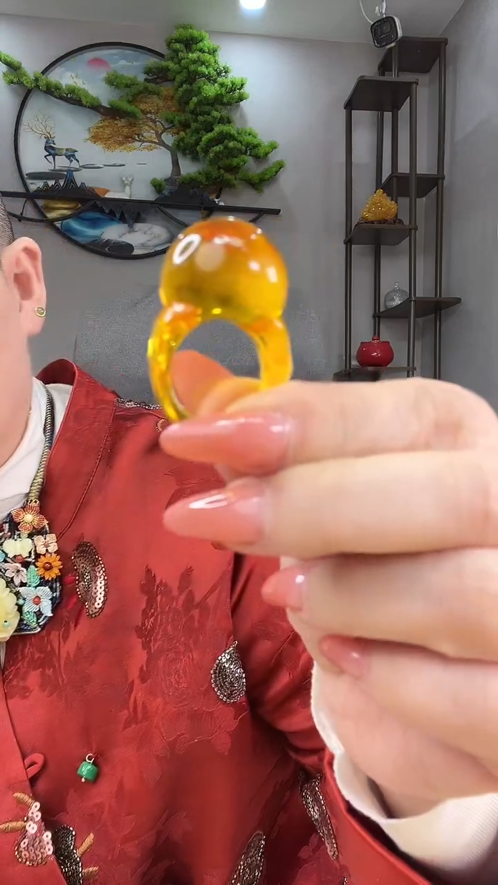 琥珀颈饰未镶嵌戒指