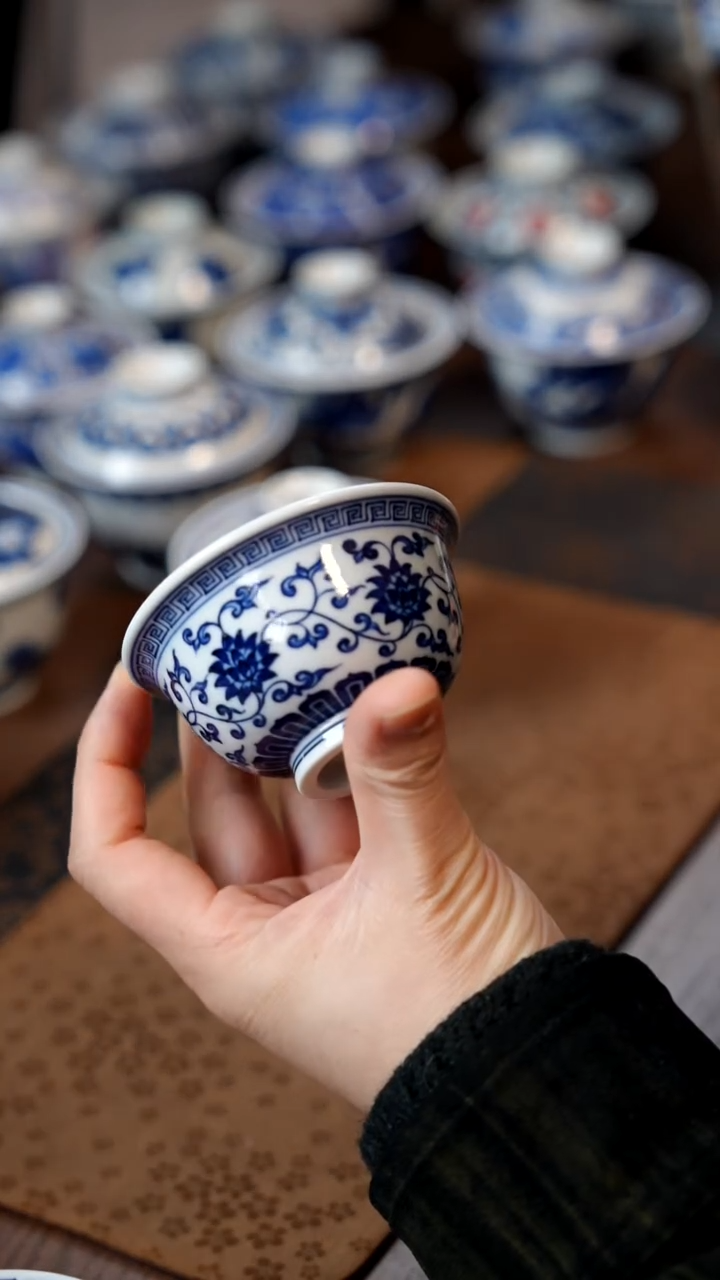 春风缠枝压手111111