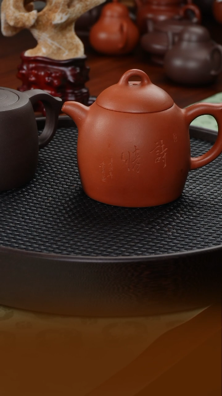 【闪购商品】紫砂茶壶带刻绘 仅此一件 无证书