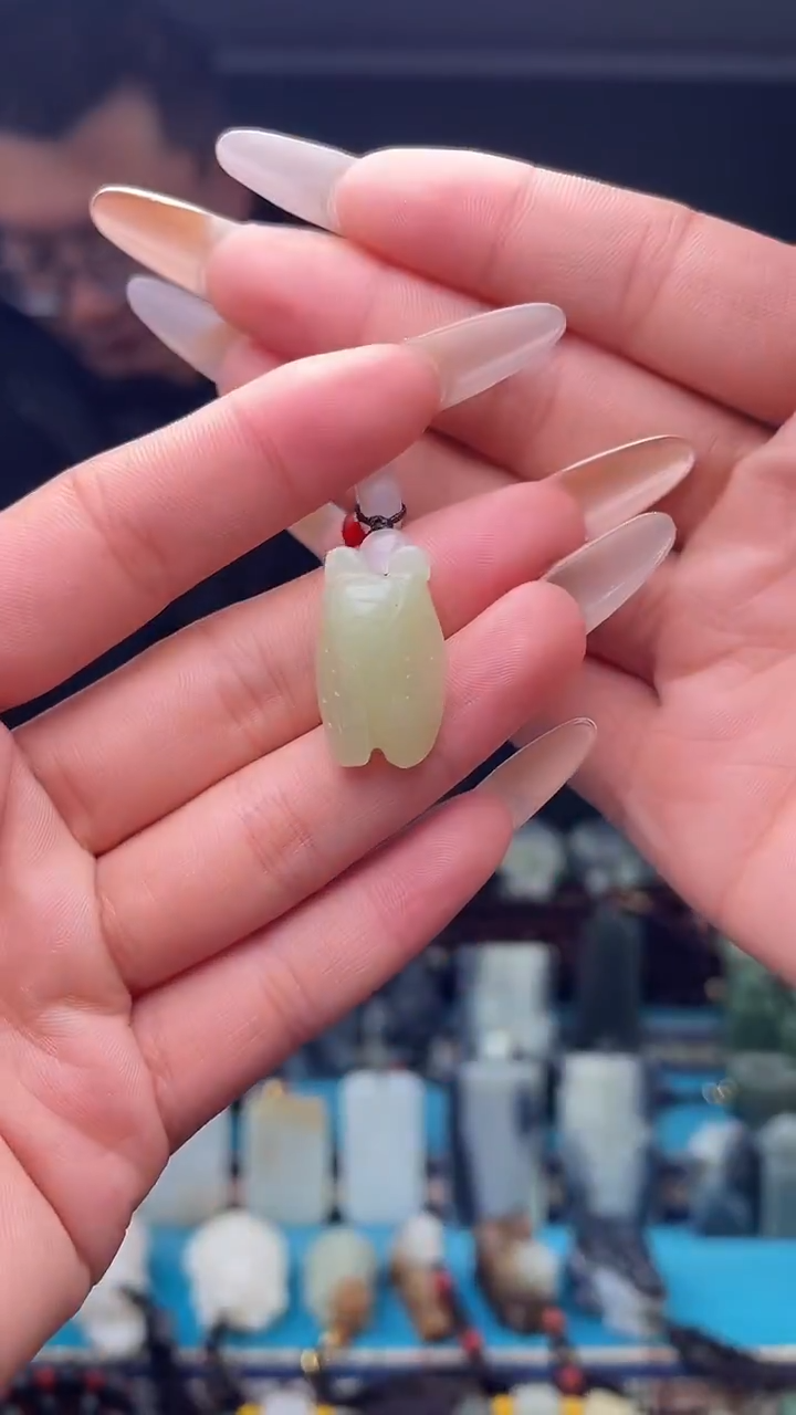 未镶嵌和田玉挂件1