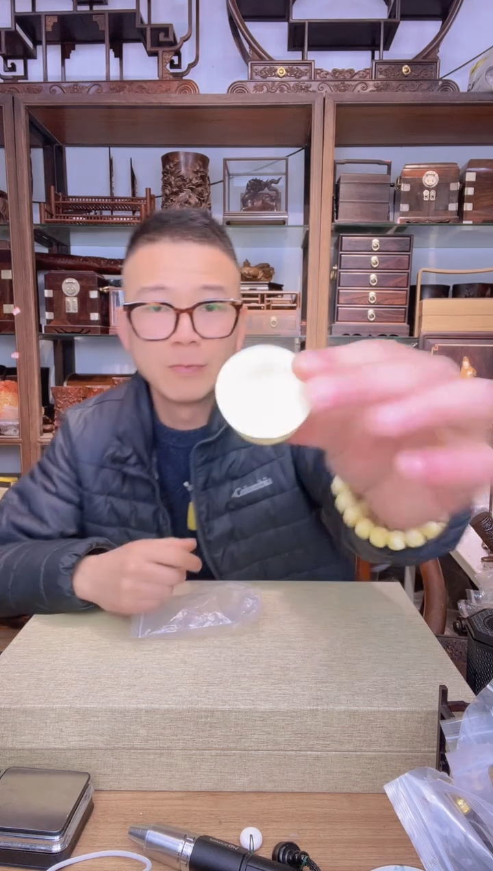 【闪购商品】乌木类书架517海杯子