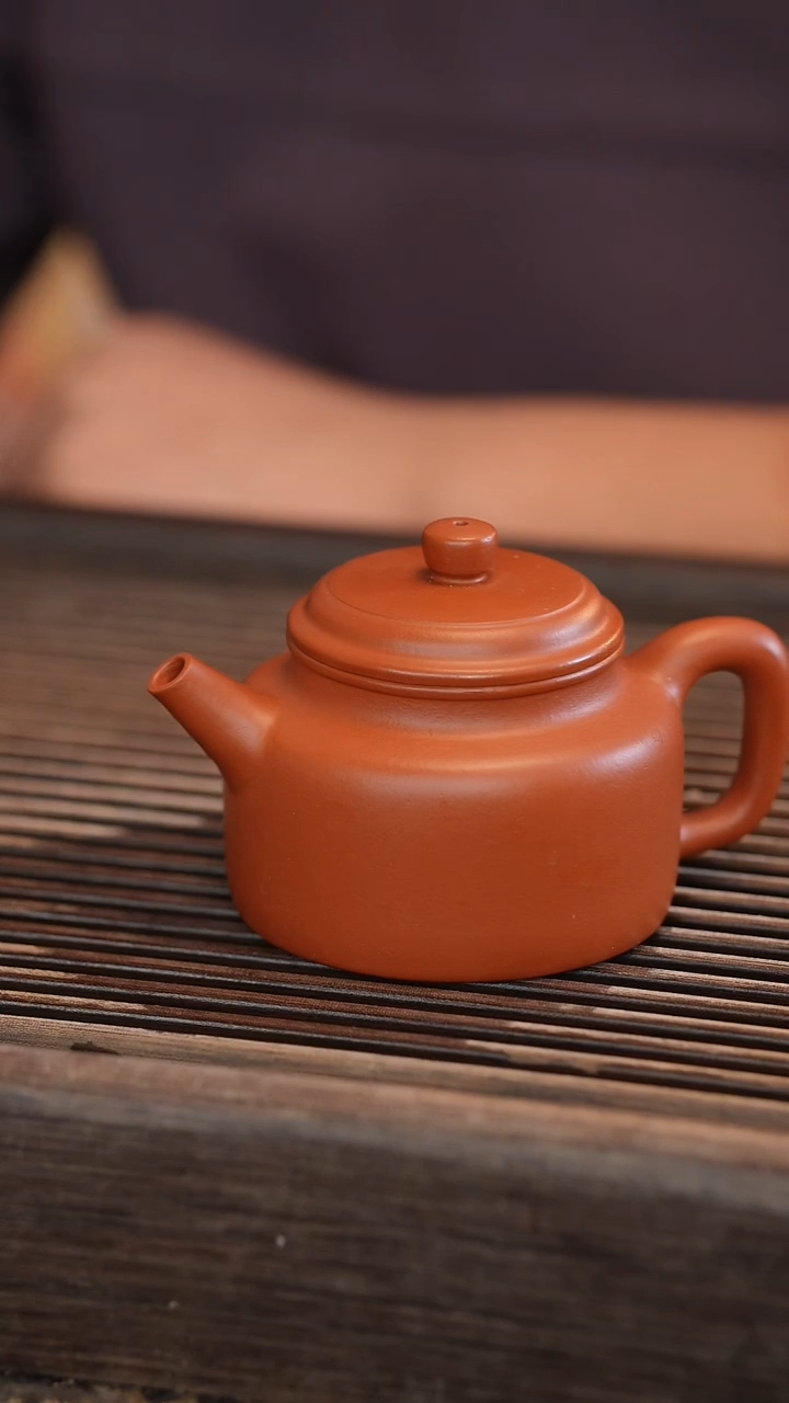 茶壶紫砂德中 朱泥 半手工 150cc