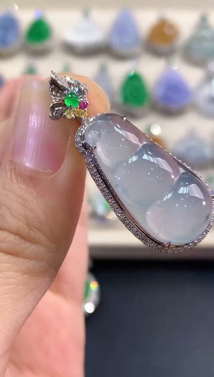 【闪购商品】翡翠吊坠(不含链)18K金镶嵌 C148