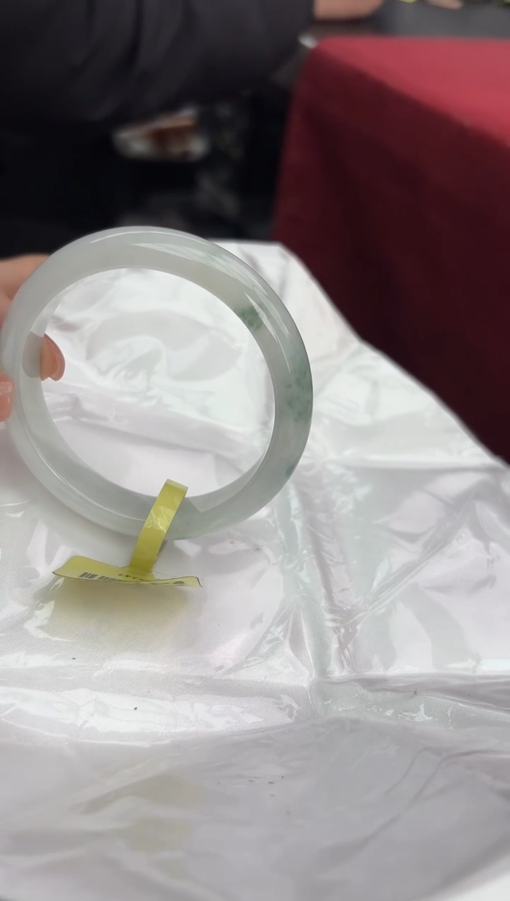 【闪购商品】翡翠手镯未镶嵌5手镯