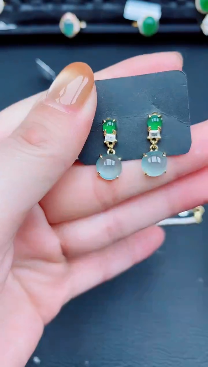 【闪购商品】翡翠耳饰银S925镶嵌天然a货翡翠401