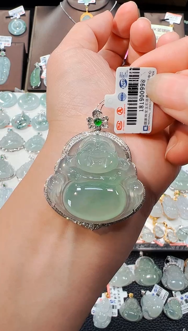 【闪购商品】翡翠吊坠(不含链)18K金镶嵌佛公吊坠998