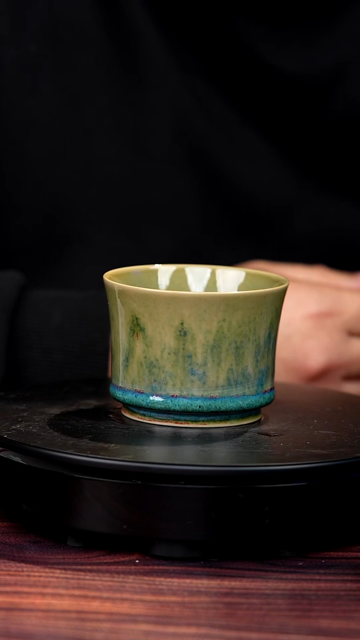 #李盼龙一级品原矿钧瓷马蹄杯