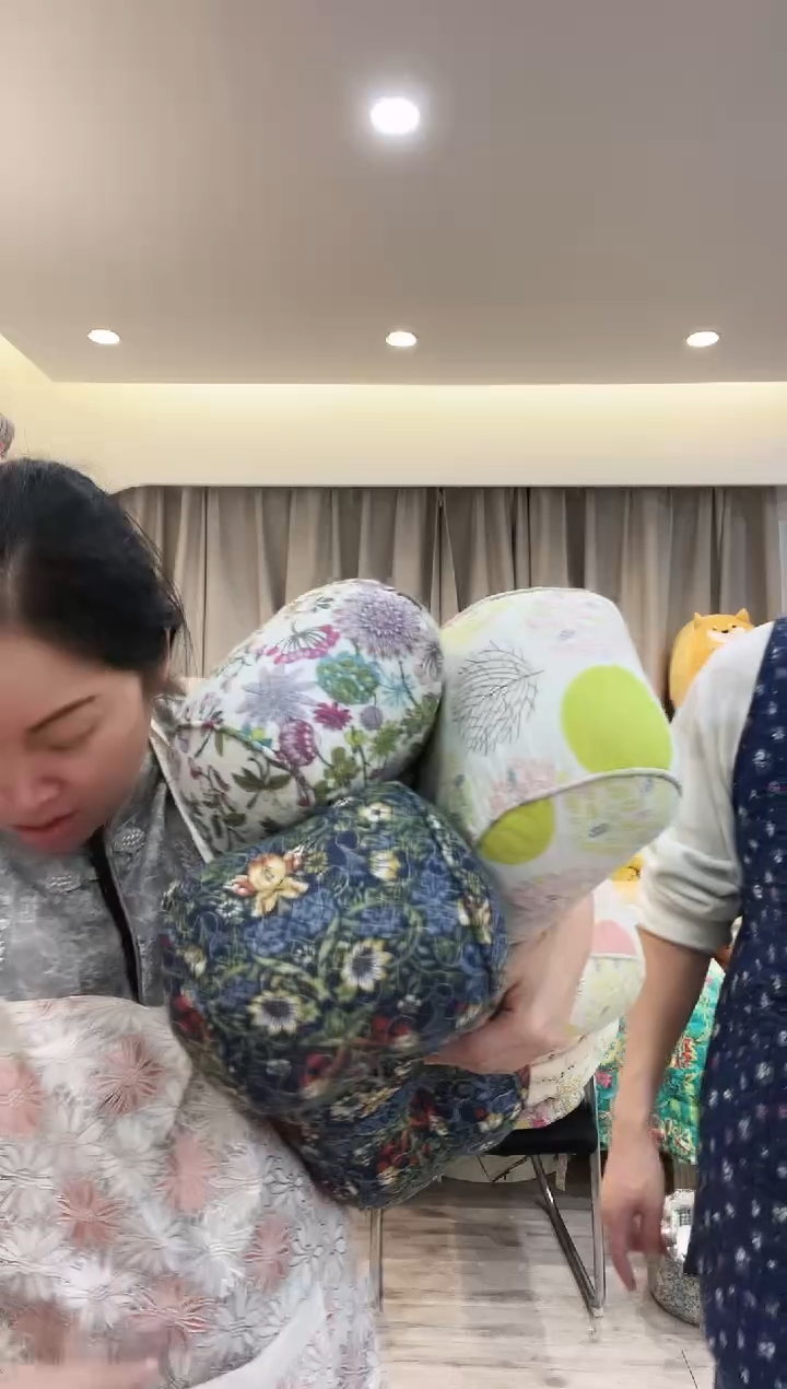 棉棉D01 腰枕不挑色发一个