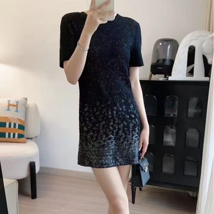 99新 Chanel/香奈儿 40码25P黑色满天星短袖满亮片刺绣针织连衣裙