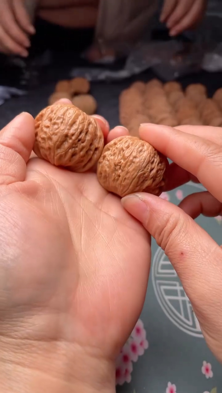 把件文玩核桃w198 铁锤 38尺