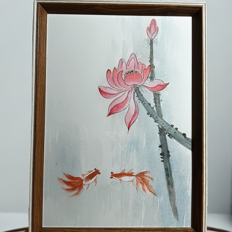 《同色小鱼荷花》家居装饰画摆件