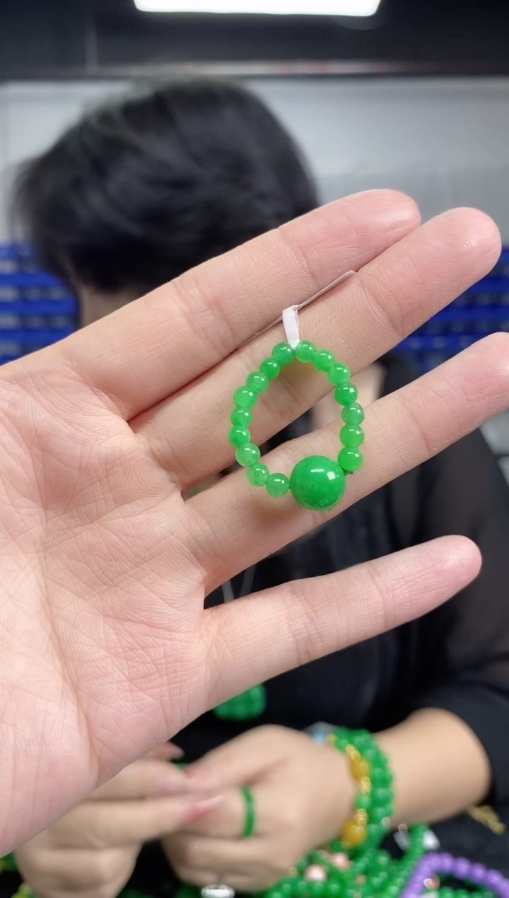 翡翠戒指未镶嵌闪购链接多样性发其一颜色微差