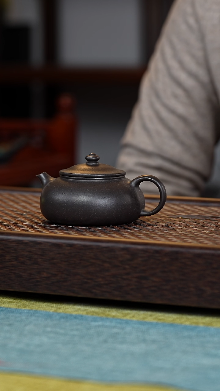 【闪购商品】紫砂茶壶寒江150毫升