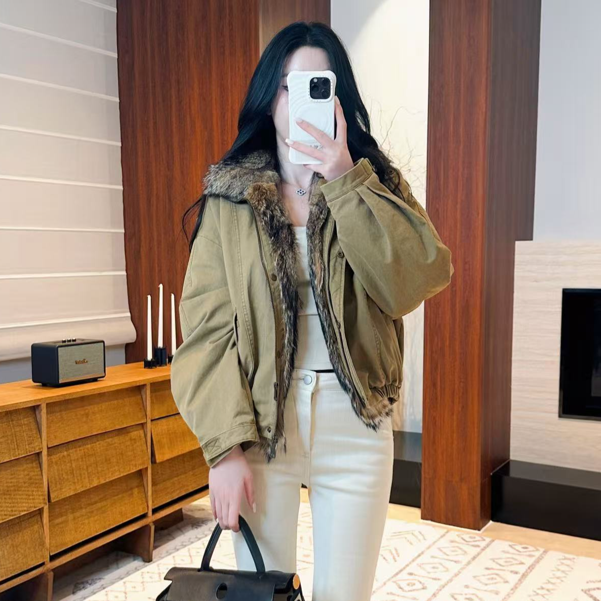 菠萝宝宝yuna【满分松弛】狐狸毛90白鹅绒短款工装派克羽绒服YK8