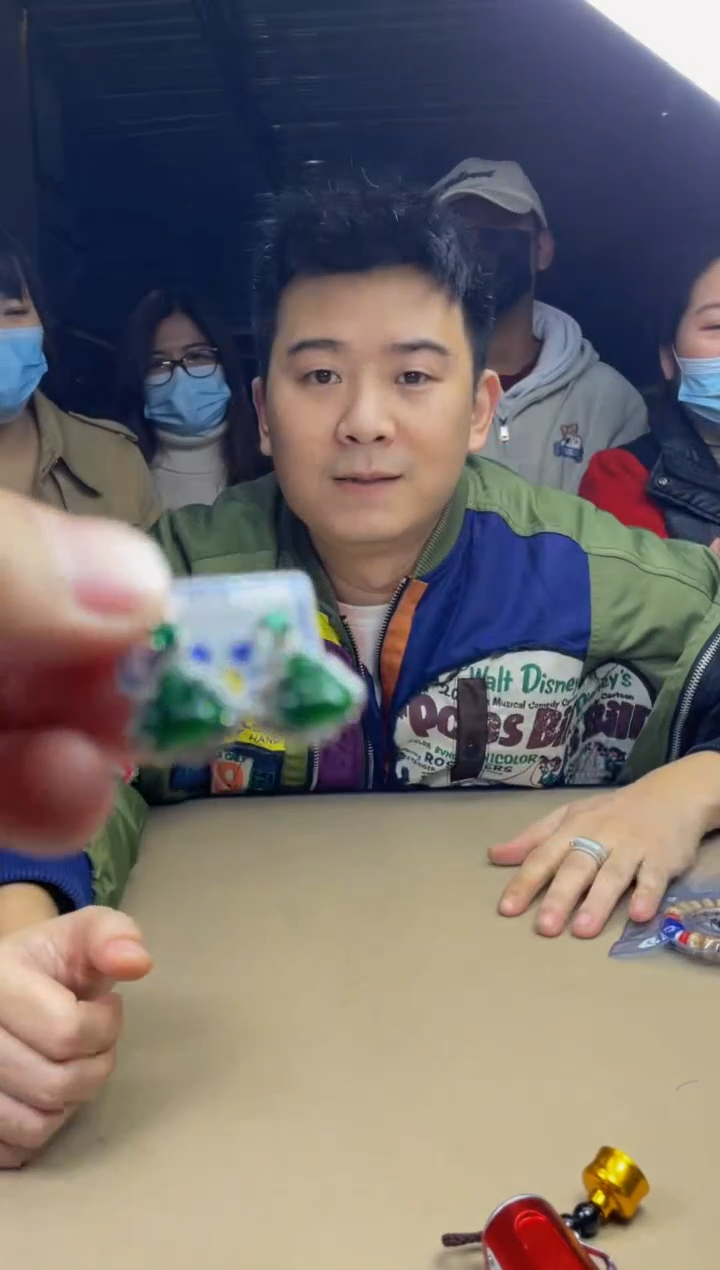 【闪购商品】翡翠颈饰未镶嵌           2950
