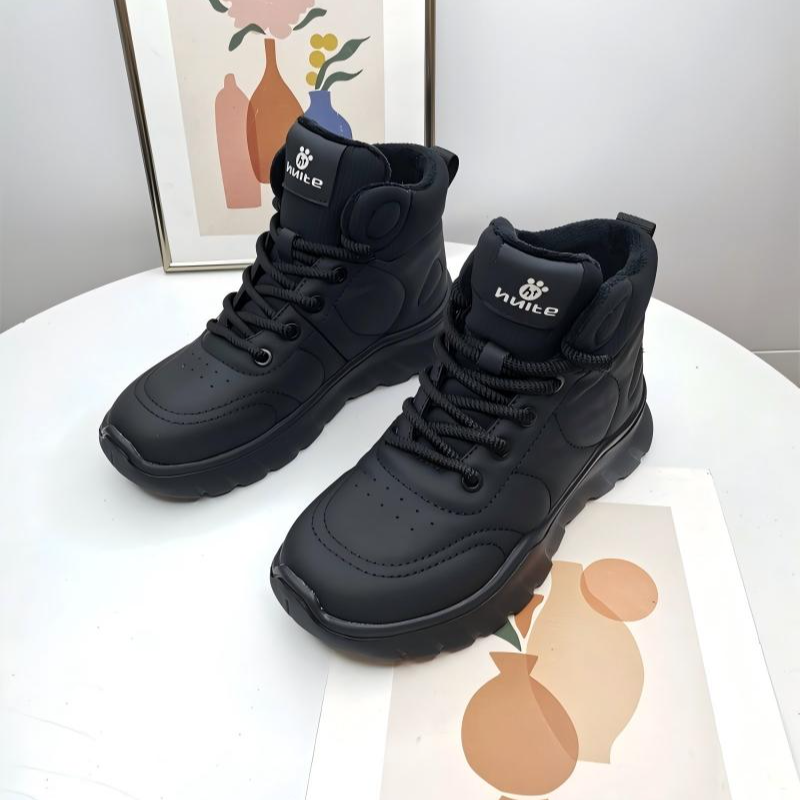348-725001时尚休闲鞋黑色软底不累脚女鞋冬季高帮雪地靴运动鞋