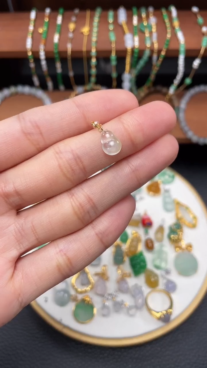 【闪购商品】翡翠吊坠(不含链)18K金镶嵌一个  JK523