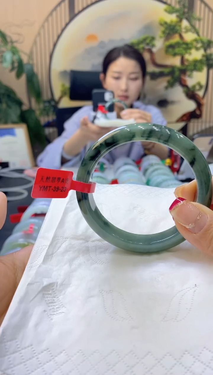 【闪购商品】翡翠手镯未镶嵌99903099