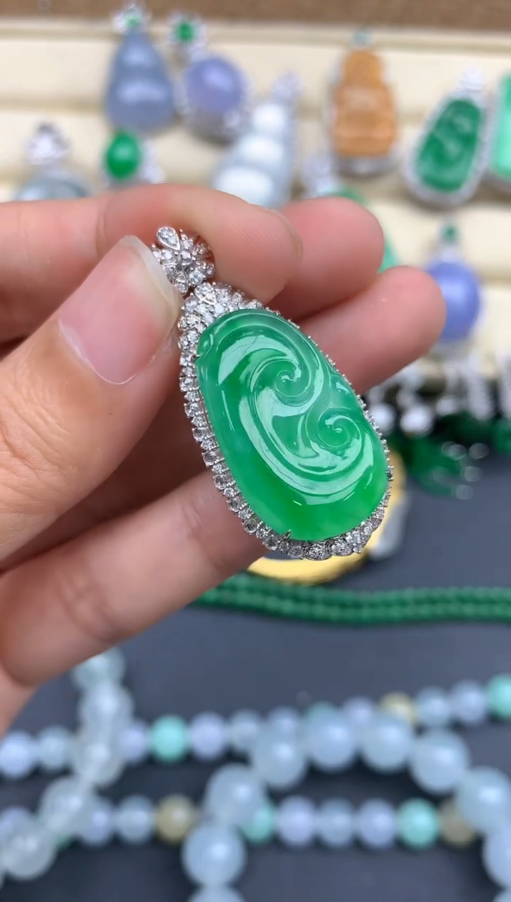 【闪购商品】翡翠颈饰18K金镶嵌450-中国好珍宝