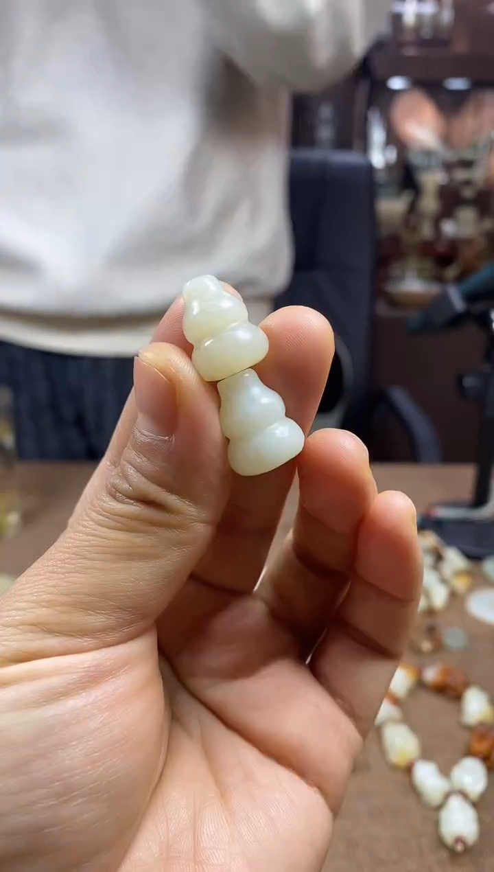 【闪购商品】和田玉颈饰未镶嵌挂件