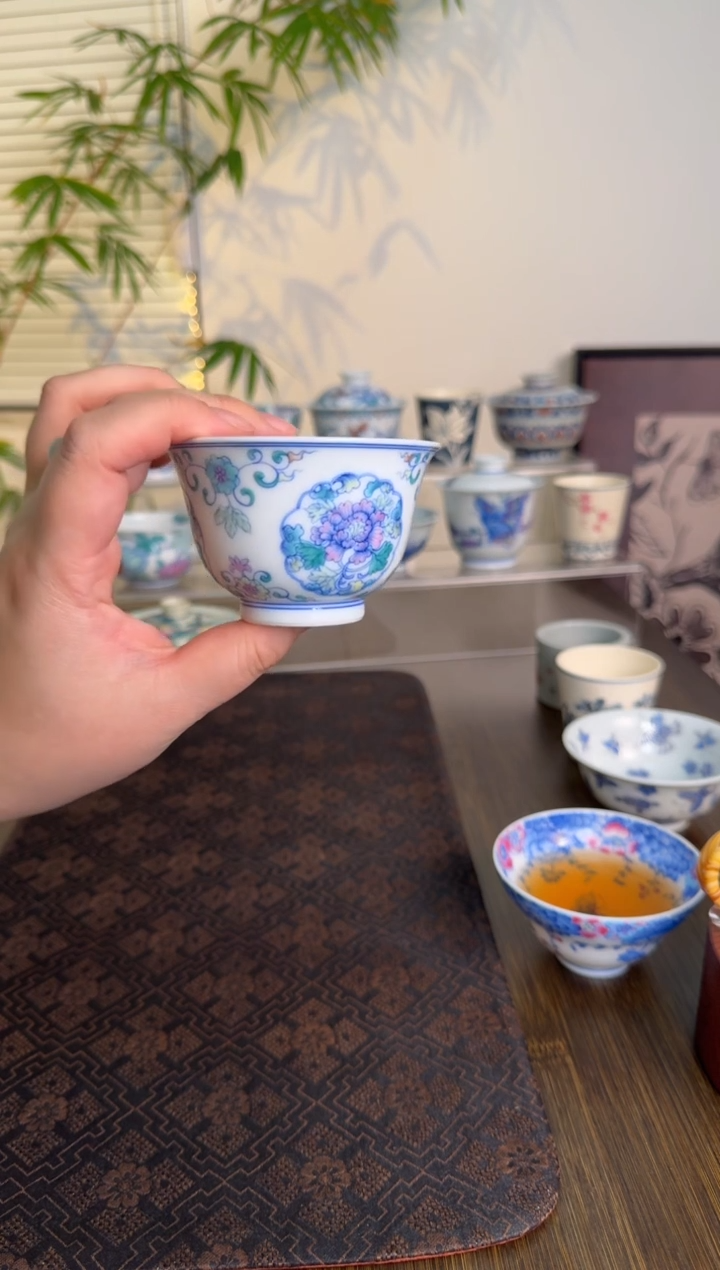 【闪购商品】景德镇斗彩手绘茶杯