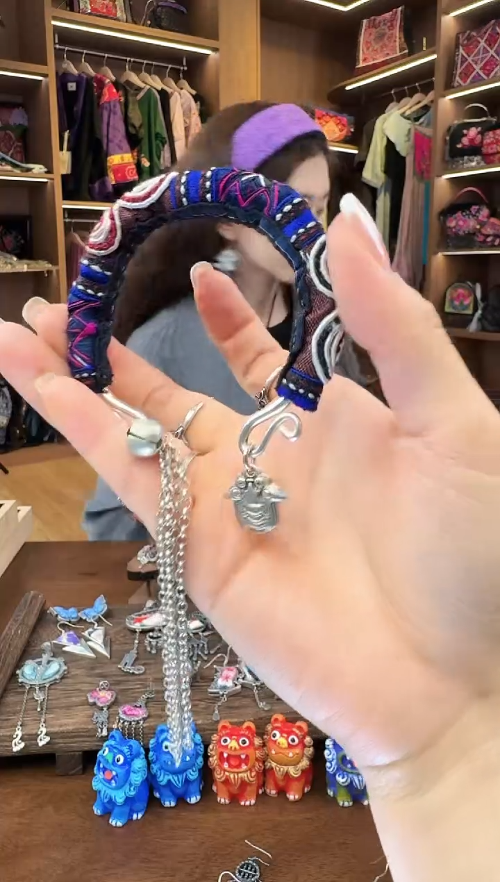 【闪购商品】织绣136黔东南苗族刺绣