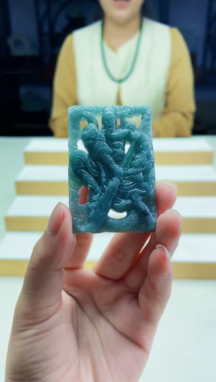 翡翠未镶嵌颈饰07290017多样性发其一