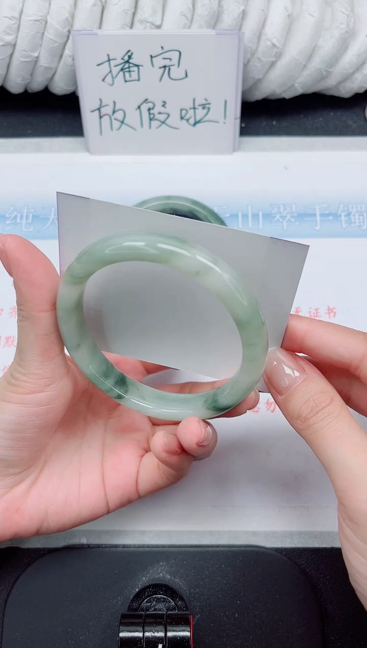 【闪购商品】石英质玉手镯未镶嵌331#60.9