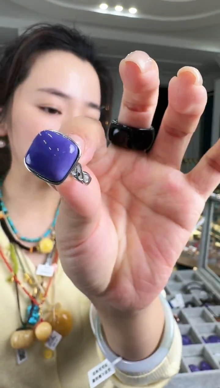 银S925镶嵌查罗石（紫龙晶）戒指精美的戒指