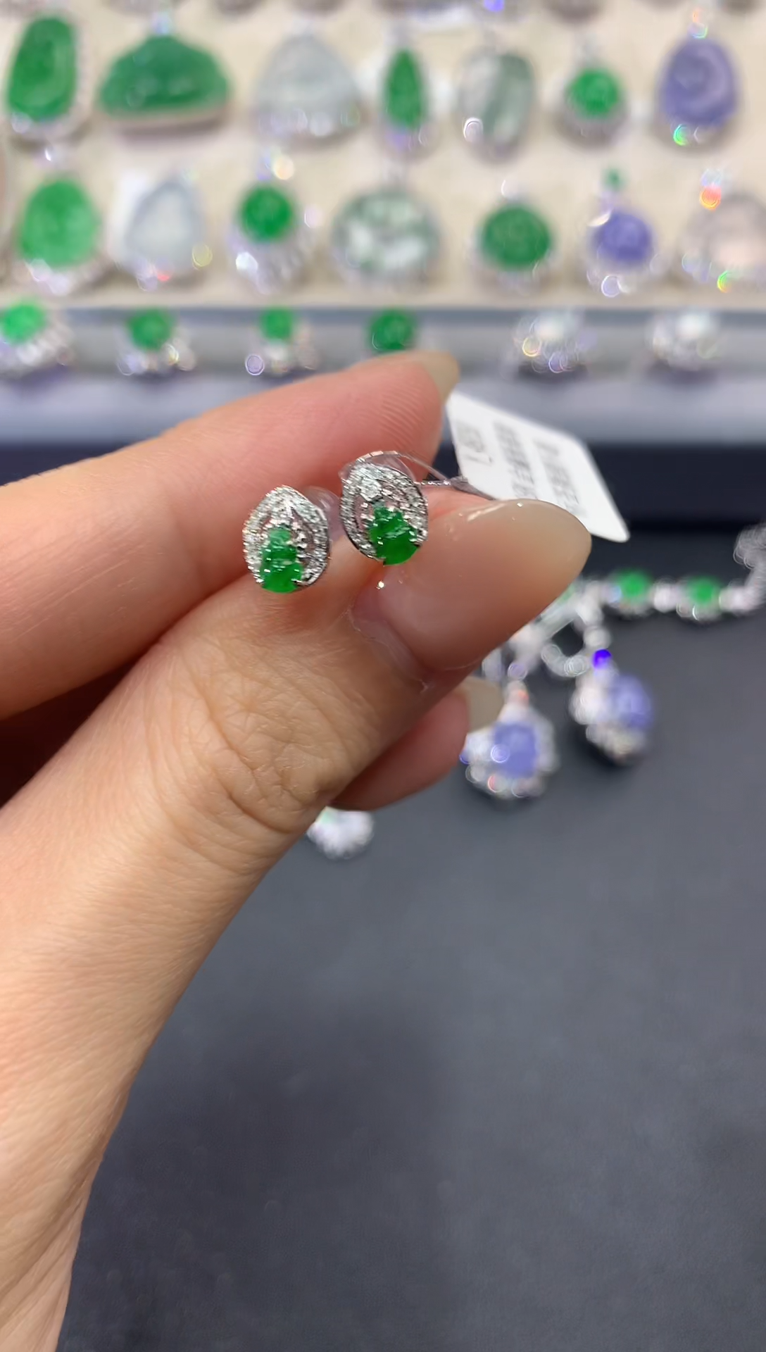 【闪购商品】翡翠耳饰18K金镶嵌a28多样性一件发货