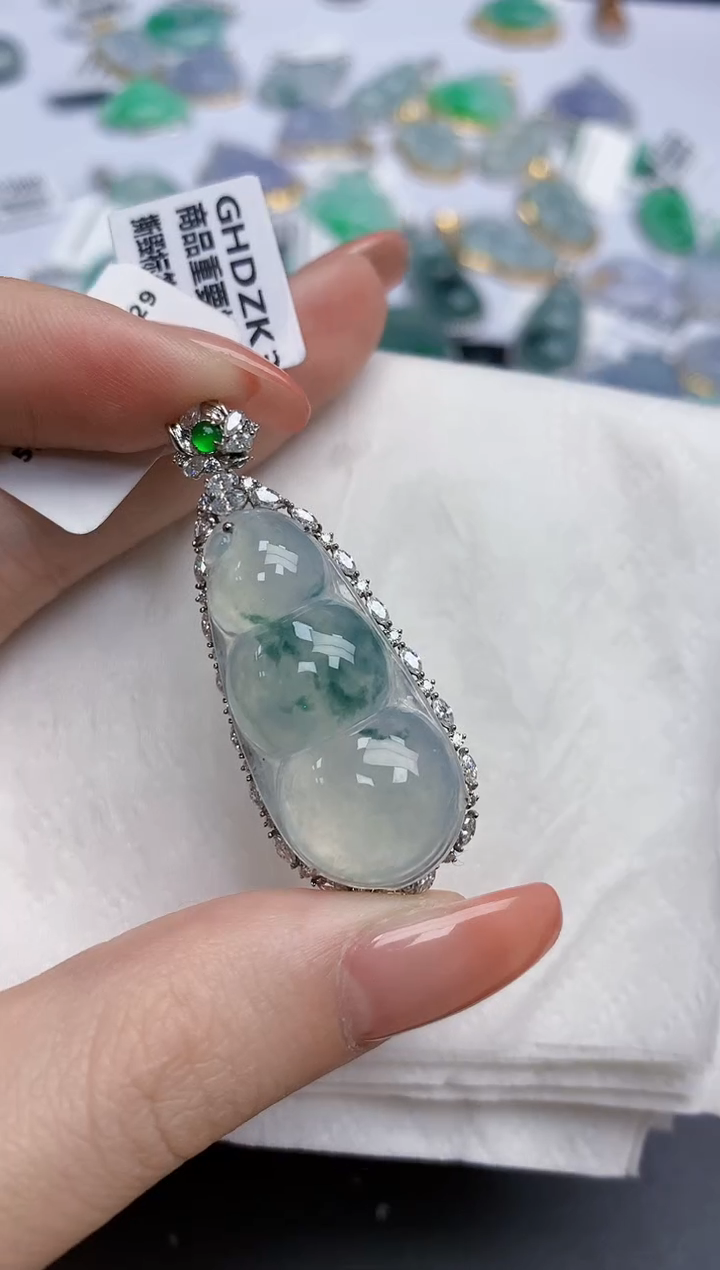 【闪购商品】翡翠颈饰18K金镶嵌天然缅甸翡翠A货
