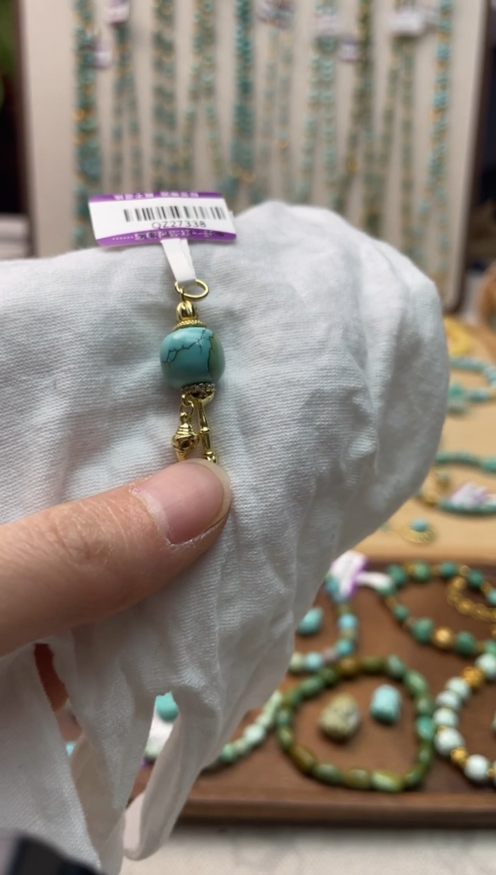 【闪购商品】绿松石珠宝奇石合金80