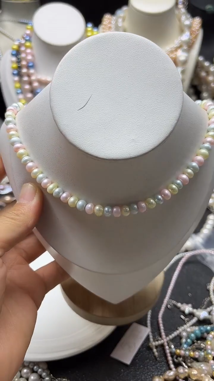 颈饰未镶嵌淡水珍珠多人