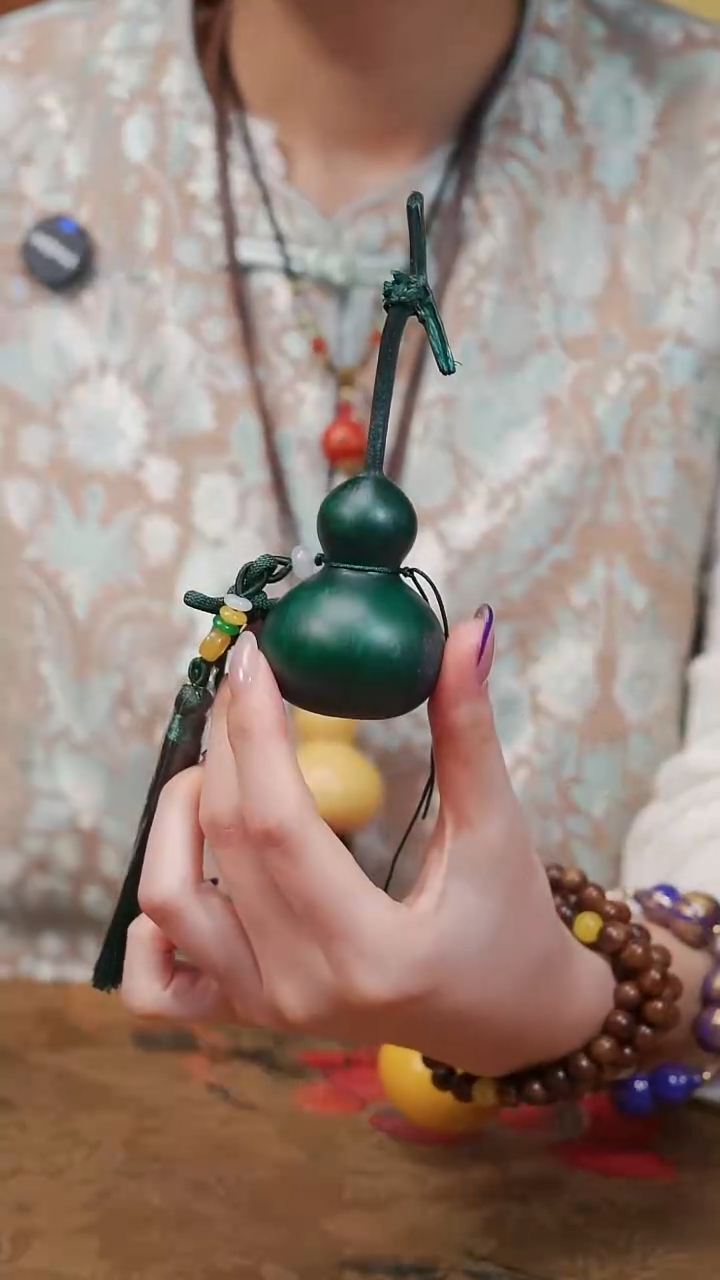 14漆艺工艺小葫芦9.9