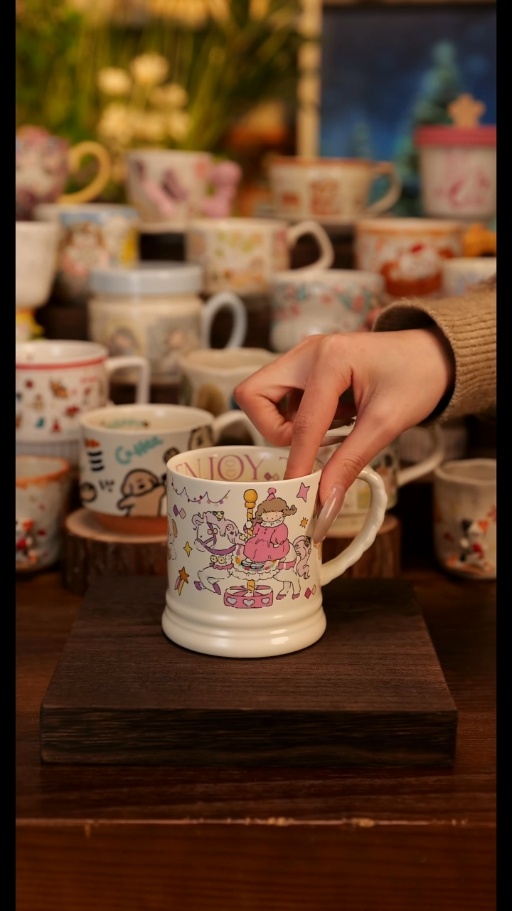 陶瓷手柄款阿满游乐园杯  