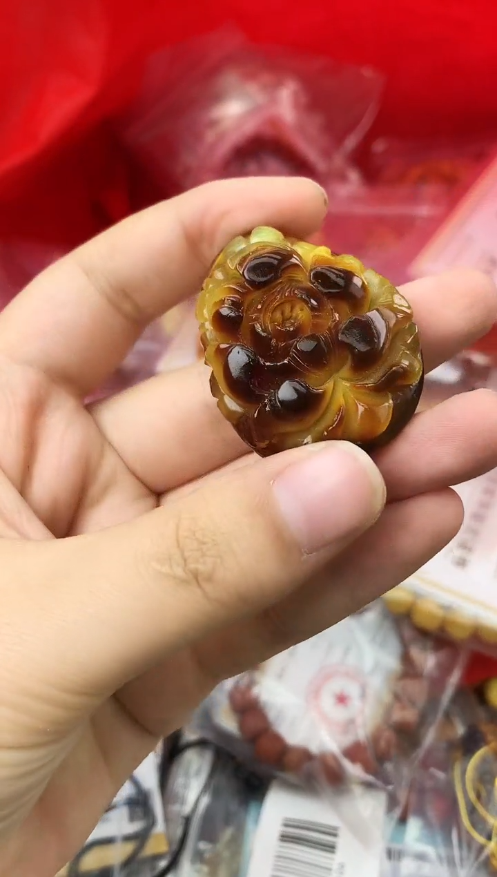 【闪购商品】未镶嵌琥珀珠宝奇石127