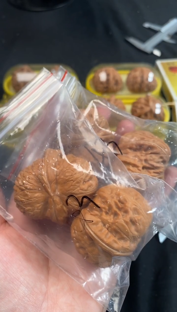 把件文玩核桃元宝43尺随机发