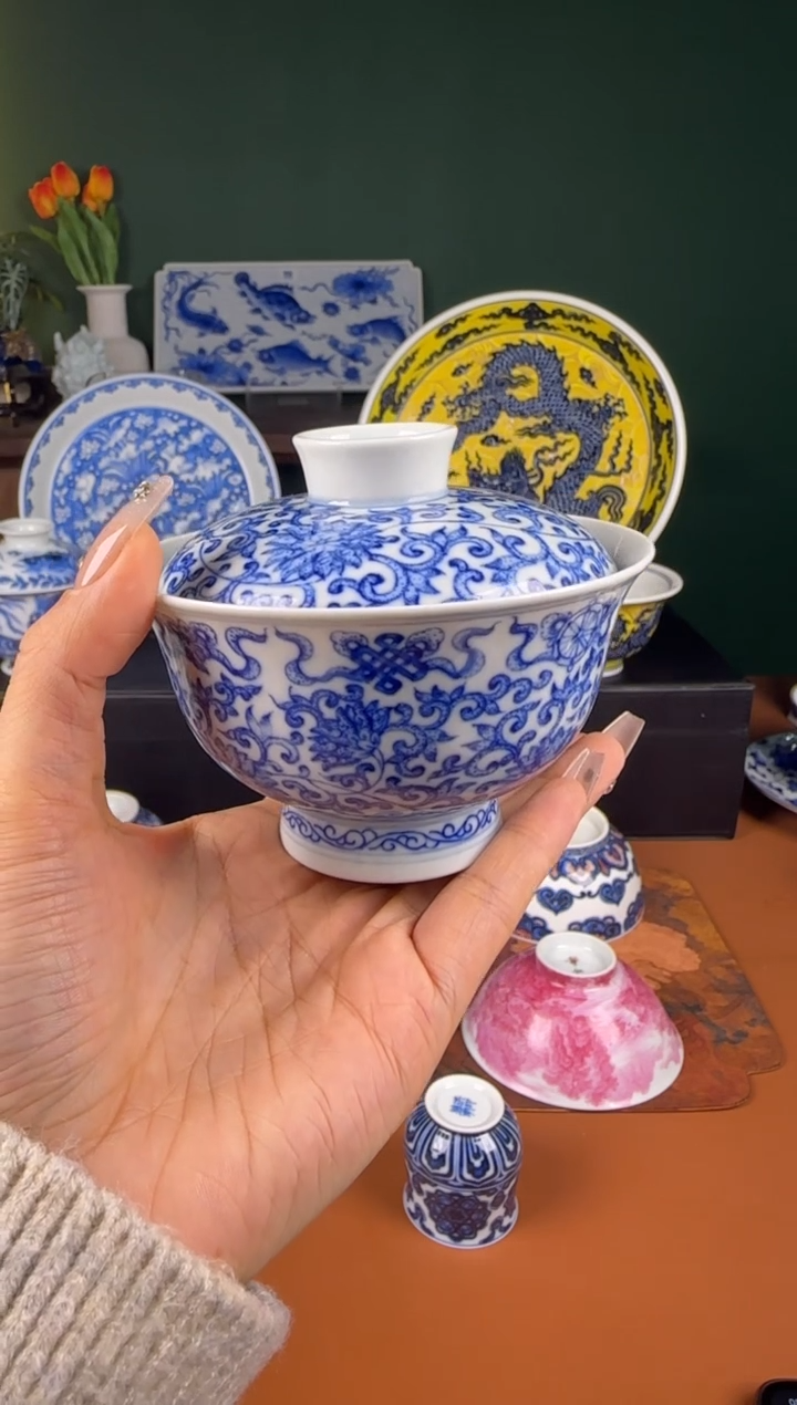 【闪购商品】杯福利 青花 缠枝莲 盖碗。