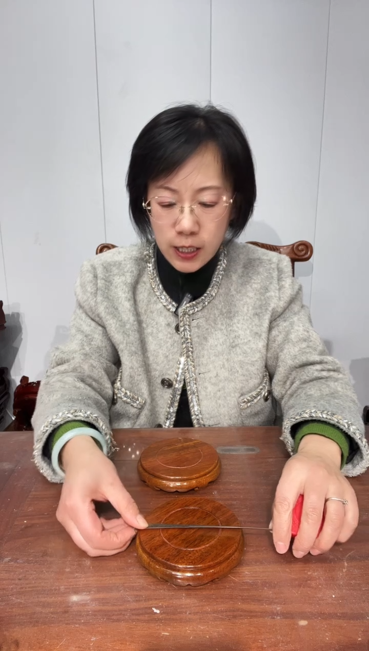 木老花圆形小盘几两个11*12*2.6