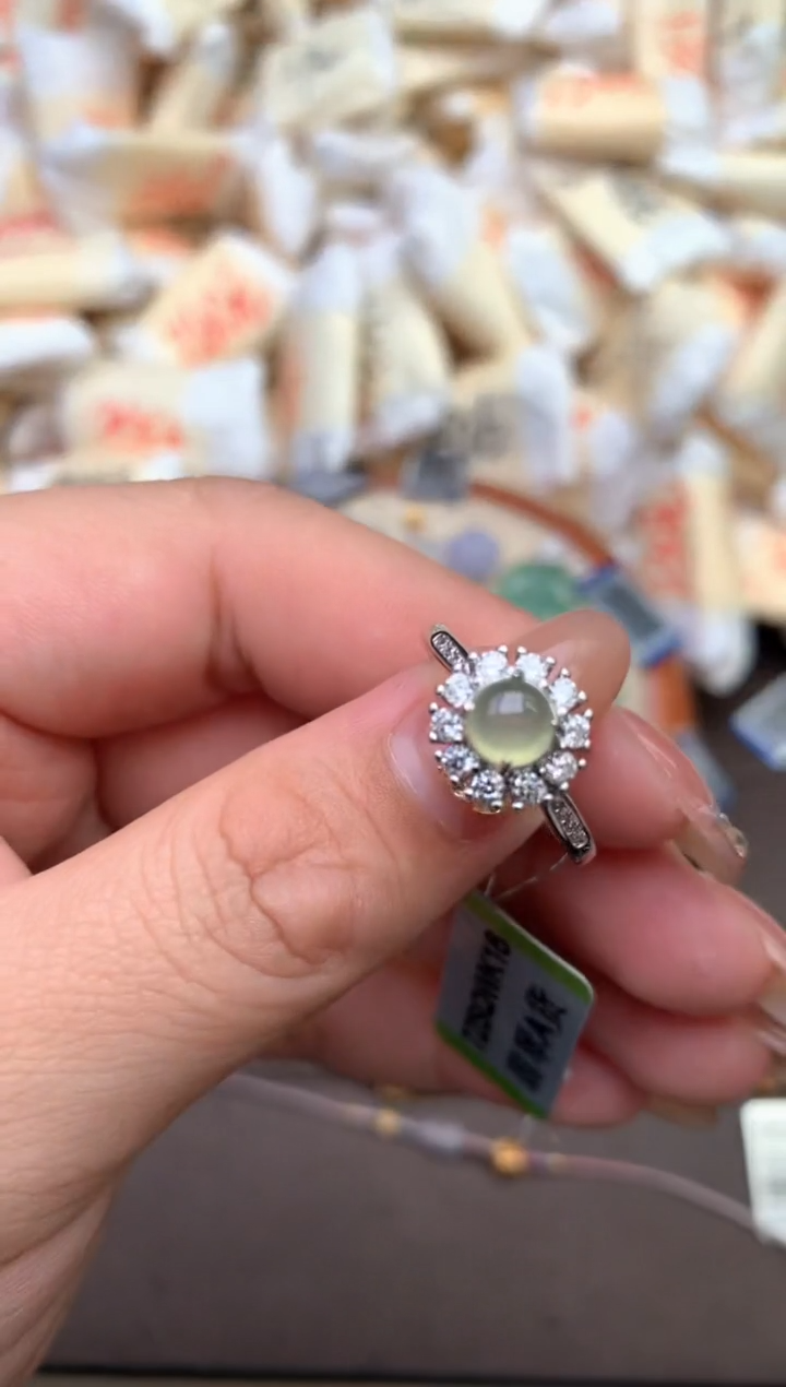 【闪购商品】翡翠银S925镶嵌戒指—