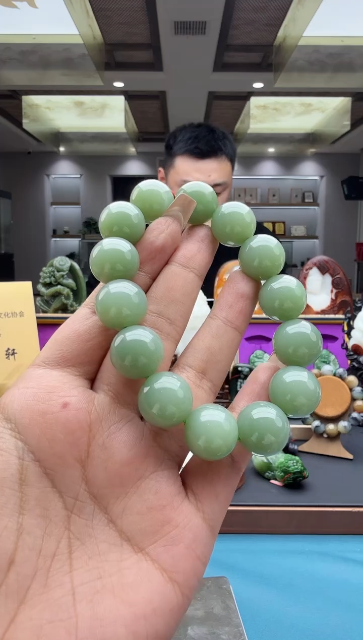 未镶嵌手串和田玉byfq16