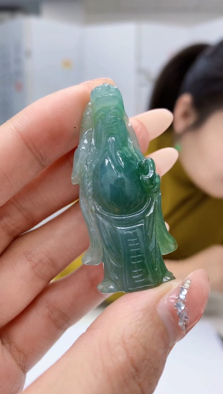 【闪购商品】定制翡翠未镶嵌4902MM-毛货挂件47