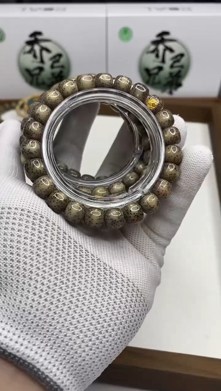 星月菩提手串173 金标石玉料玉化果冻 10*9mm