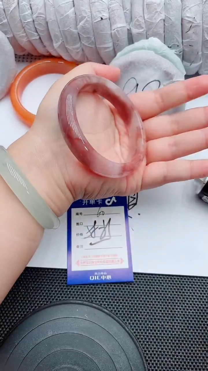 未镶嵌手镯石英质玉60-58-59