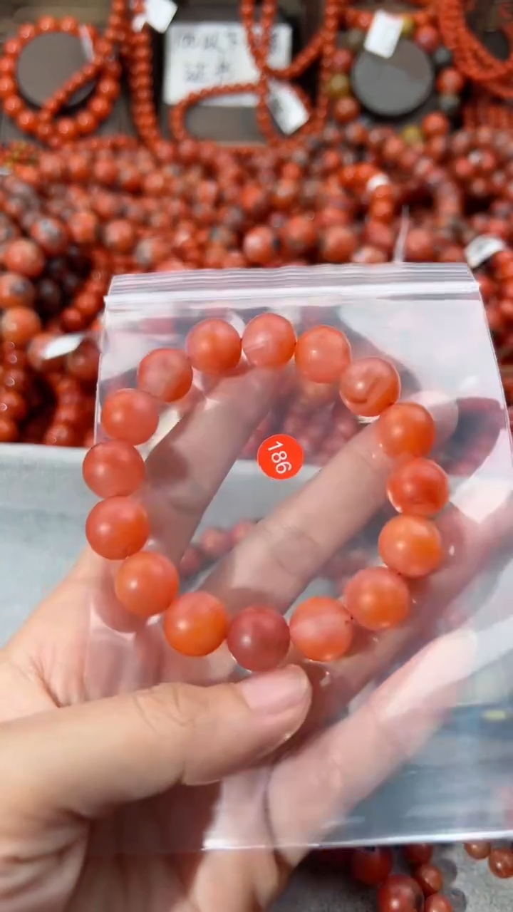 【闪购商品】南红玛瑙手串未镶嵌12+
