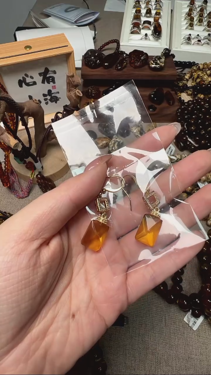 【闪购商品】琥珀手链未镶嵌抚顺琥珀