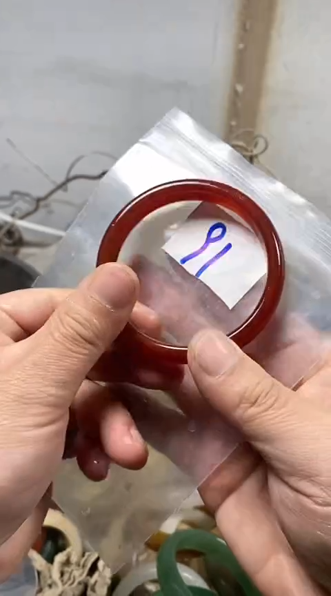 【闪购商品】石英质玉手镯未镶嵌60