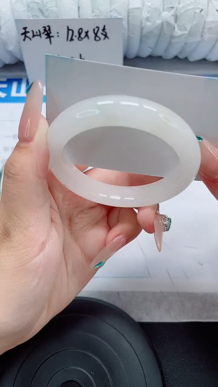 未镶嵌手镯石英质玉181-51/52