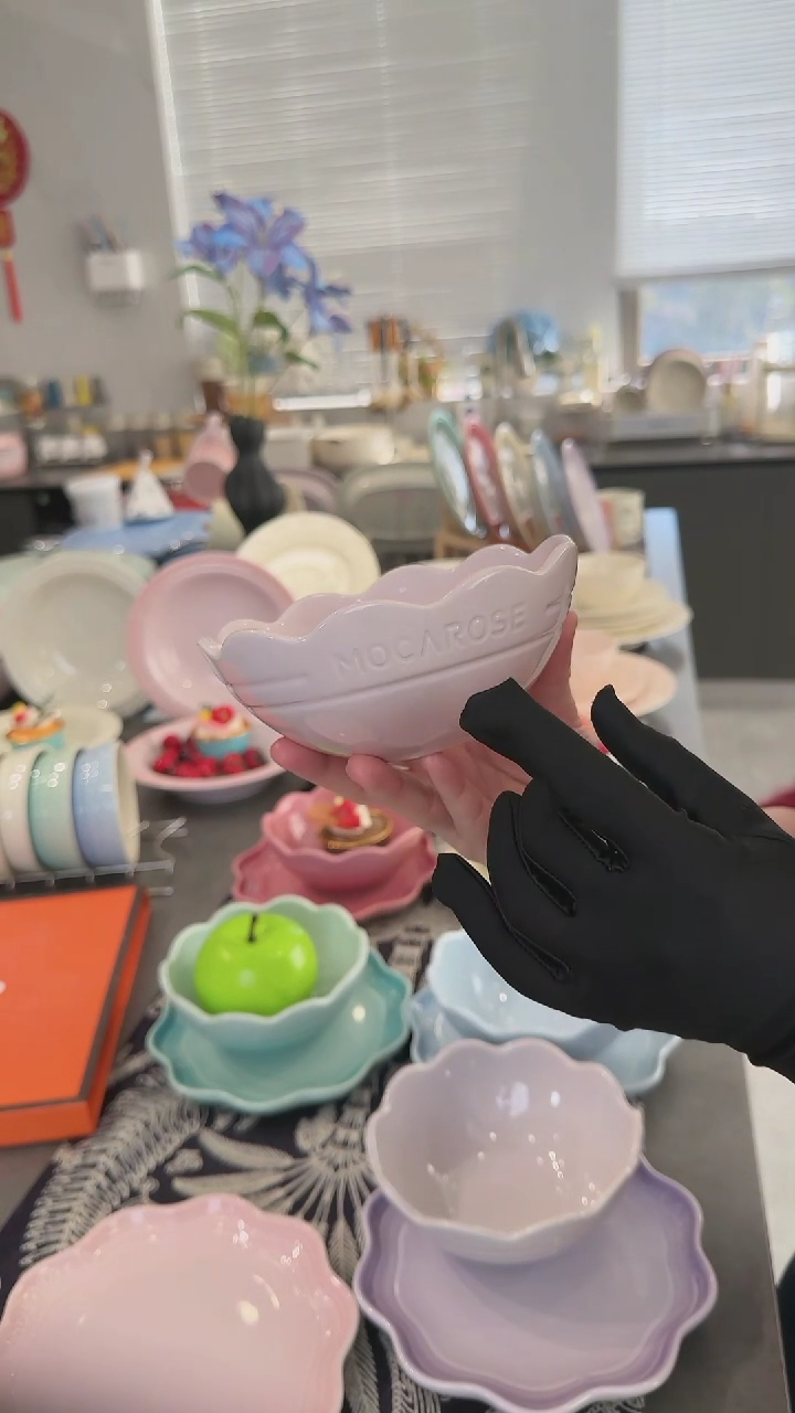 【闪购商品】瓷炻彩花边碗14cm-樱花粉